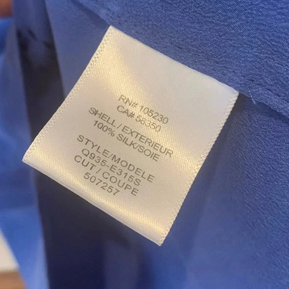 EQUIPMENT FEMME NWT Liam Laser Cut Nautical Blue Silk Tee Shirt Top Blouse - Picture 6 of 6